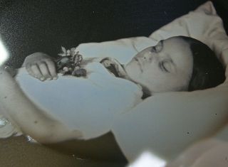 Post Mortem Girl Antique Daguerreotype Photo Vintage 7