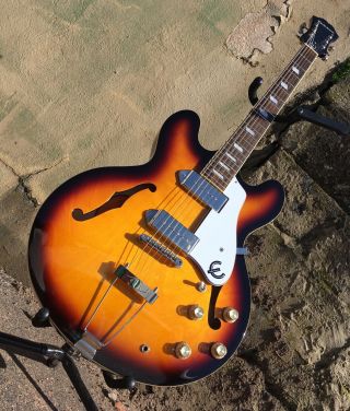 Epiphone Casino Archtop Hollow Guitar Vintage Sunburst