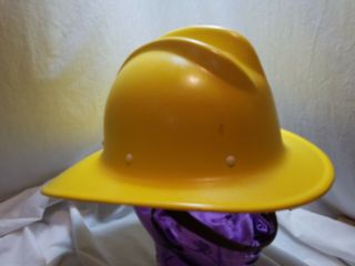 Vintage Fiberglas Hard Hat Boiled Yellow 3 Rib Logger No Cracks