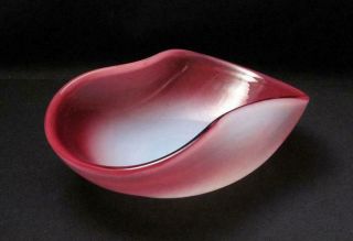 Vintage Italian Murano Glass Pink Opalescent Alabastro Cased Bowl Seguso