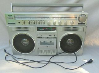 Vintage General Electric Mls 3 Boom Box Cassette Radio Portable Stereo W/ Tags