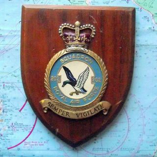 Old Vintage Raf Royal Air Force 202 Squadron Flying Boats Crest Shield Plaque
