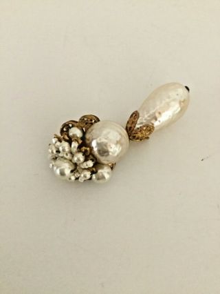 VINTAGE MARIAM HASKELL PEARL EARRINGS CLIP - ON WITH FAUX PEARLS & GOLDTONE MEATAL 7