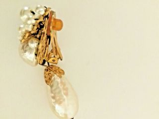 VINTAGE MARIAM HASKELL PEARL EARRINGS CLIP - ON WITH FAUX PEARLS & GOLDTONE MEATAL 8