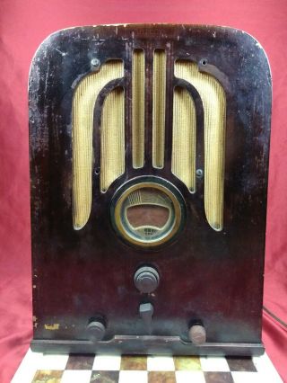 Antique / Vintage Philco Cathedral Tube Radio Model 37 - 620 - - But Hums - -