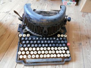 Vintage Typewriter Columbia Bar Lock No14 For Restoration Rare With Case Lid