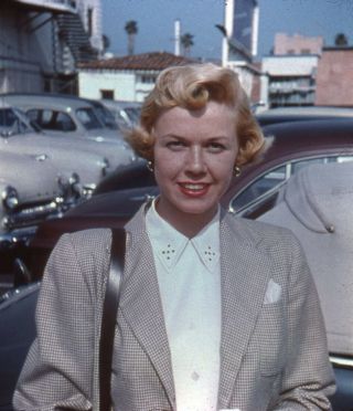 Vintage Stereo Realist Photo 3d Stereoscopic Slide Doris Day Smiles At You