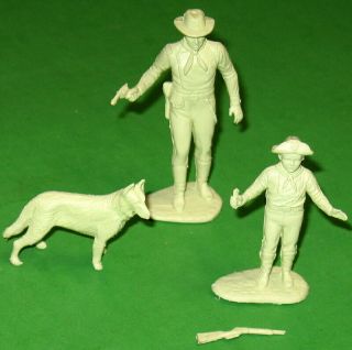 Marx Matched Set Of Rin Tin Tin Character Figures.  Fort Apache.