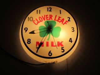 Vintage Lighted Clover Leaf Milk Clock Dairy Advertising