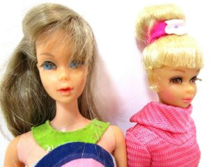 Vintage Mod Era Barbie & Francie Mattel Dolls 60s 70s Style Fashion Pink Blue 3