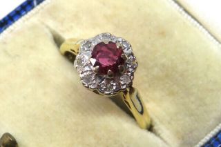 18ct Yellow Gold Ruby 0.  33ct & Diamond Cluster Engagement Ring SIZE K.  5 VINTAGE 7