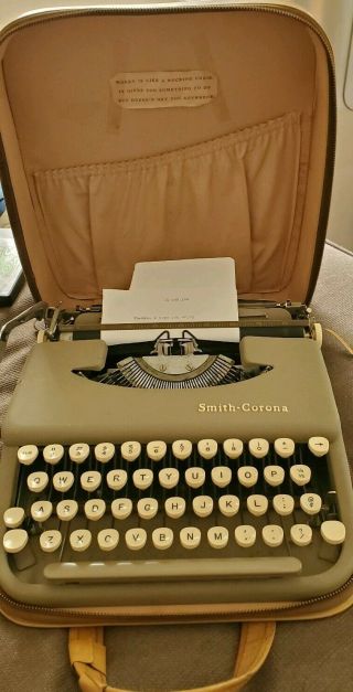 Vintage Smith Corona Skyriter Typewriter W/ Carrying Case And Paperwork