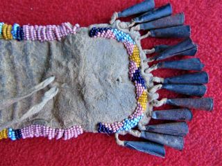 ANTIQUE NATIVE AMERICAN ARAPAHO BEADED STRIKE - A - LITE BAG FROM RANCH ESTATE 5