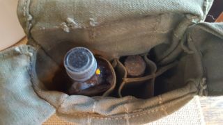 Authentic WWII WW2 USMC Jungle First Aid Kit Pouch 4