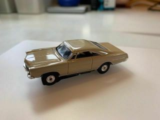 Vintage Aurora/mm - Ford Xl 500/tan - T Jet Chassis 1386 - H O Slot Car