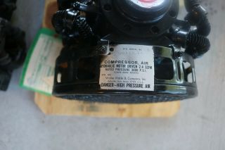 Walter Kidde 2.  4 SCFM 3000 PSI air compressor Scuba paintball HARD TO FIND 6