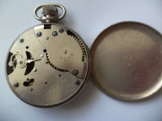 RARE  JOE LOUIS THE BROWN BOMBER ' VINTAGE INGERSOLL USA POCKET WATCH - 2