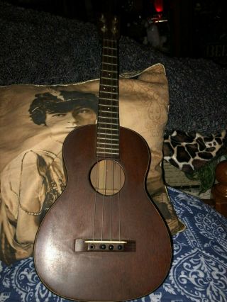 Sweet Mahogany 1930s Martin & Co Ukulele Vintage