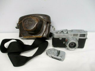 Vintage Leica M1 35 Mm Range Finder Camera W Light Meter & Case Serial 952474