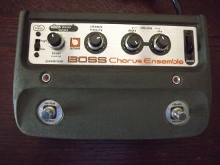 Boss Ce - 1 Chorus Ensemble - Vintage Classic Stereo Chorus/vibrato - Owner