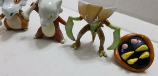 Vintage Pokemon TOMY marowak,  cubone,  kabuto and kabutops figure FREESHIP RARE 4
