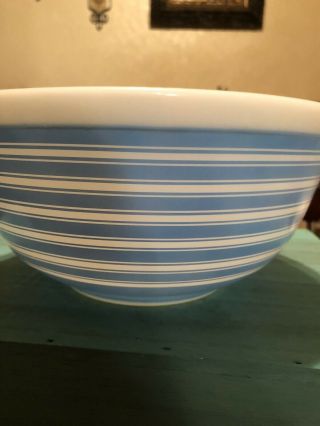 Vintage Rainbow Pyrex Blue 3