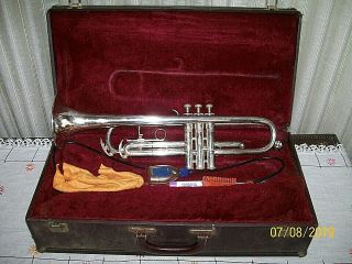 Vintage King Tempo 600 (usa) Trumpet / Student Horn (serial 143140) W/case Etc