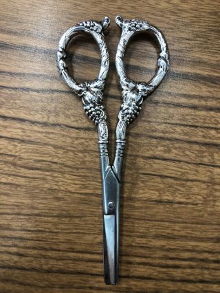 Vintage Sterling Silver Grape Shears/scissors With Grapes & Grapevines - Vg