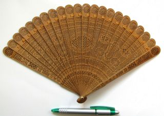 Rare Antique Chinese Sandalwood Brise Export Fan Eventail 清朝 嘉慶帝 Qing Era C 1800