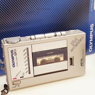 Olympus Walkman Portable Personal Mini Cassette Player Radio Vintage 1980 