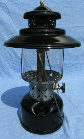 CUSTOM GLOSS BLACK COLEMAN MODEL 228E DOUBLE MANTLE LANTERN MADE IN JANUARY 1960 2