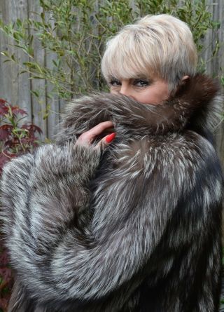 Stunning Designer Vintage Silver Fox Fur Coat Not Mink Or Sable Large