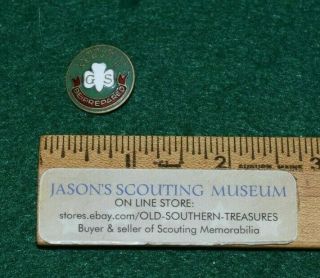 VINTAGE GIRL SCOUT COMMUNITY SERVICE PIN 1922 - 1931 - SCARCE - ONLY 6,  512 ISSUED 4