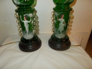 Antique Pair Mary Gregory Enameled Green Glass Table Estate Lamps 3