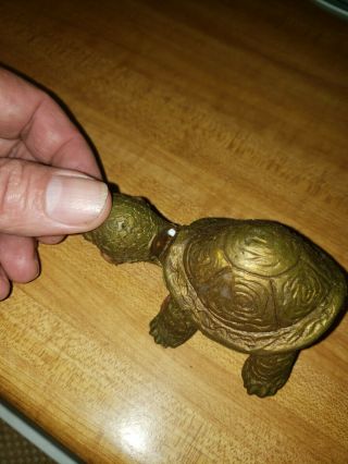 Russ Berrie OILY JIGGLER Green and Beige Turtle - 1969 - Missing Tail,  Cut Neck 4