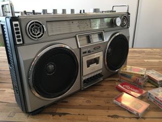 CROWN CSC 850f STEREO BOOMBOX in shape vintage 10