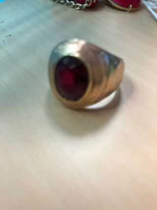 Vintage Mens 10kt Gold Ring W/red Stone