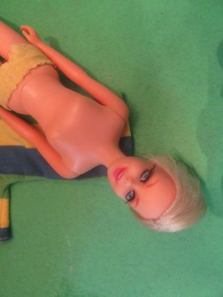 Vintage Twiggy doll in her orig.  blue/yellow/green dress & yellow courege boots 5