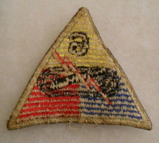 RARE WWII VARIANT OF 6TH ARMORED DIV HORIZONTAL RIBBED,  SMALL SIZE 3 