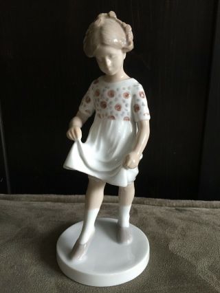 Vintage Bing And Grondahl (b&g) Figurine 1794 