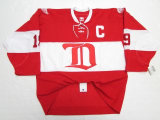 Steve Yzerman Detroit Red Wings Authentic Vintage Ccm 6100 Red Hockey Jersey