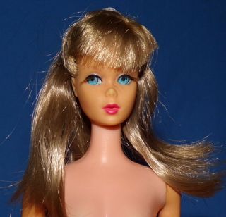 Vintage Barbie Silver Ash Blond Tnt Japan Doll Near No Ear Pokes