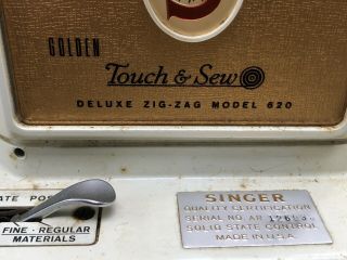 Vintage Singer Golden Touch And Sew Sewing Machine Deluxe Zig - zag Model 620 5