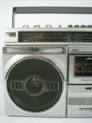 SANYO M9935K AM - FM - SW Stereo Cassette Vintage Boombox 2