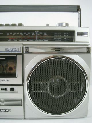 SANYO M9935K AM - FM - SW Stereo Cassette Vintage Boombox 3