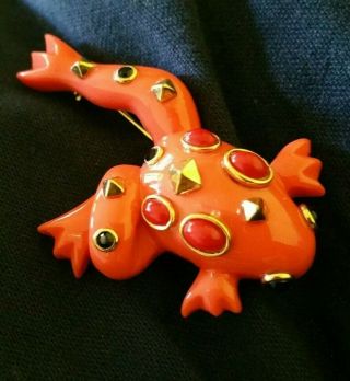 - $50sale Vintage 1980 High End Signed Italian 24k Gold Plate Acrylic Frog Brooch