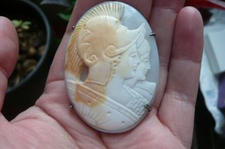 Vintage Roman Soldier And Woman Tricolour Shell Cameo And Silver Brooch