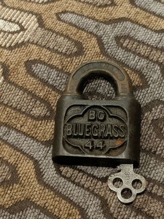 Vintage Belknap Louisville Blue Grass Bg44 Padlock Lock With Key