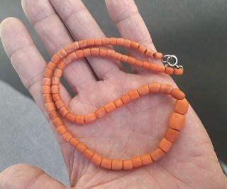 Antique salmon coral necklace 26g 2