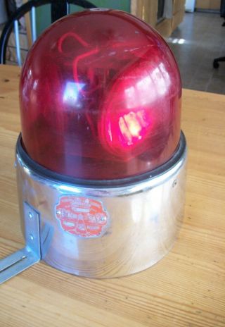 Vintage Federal Sign & Signal Beacon Ray Emergency Light Model 17 Cond. 3